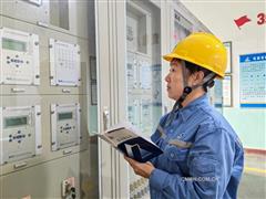 篤行不怠綻芳華—— 記中鋁山西新材料2024—2025年度優秀共產黨員標兵阮二娟